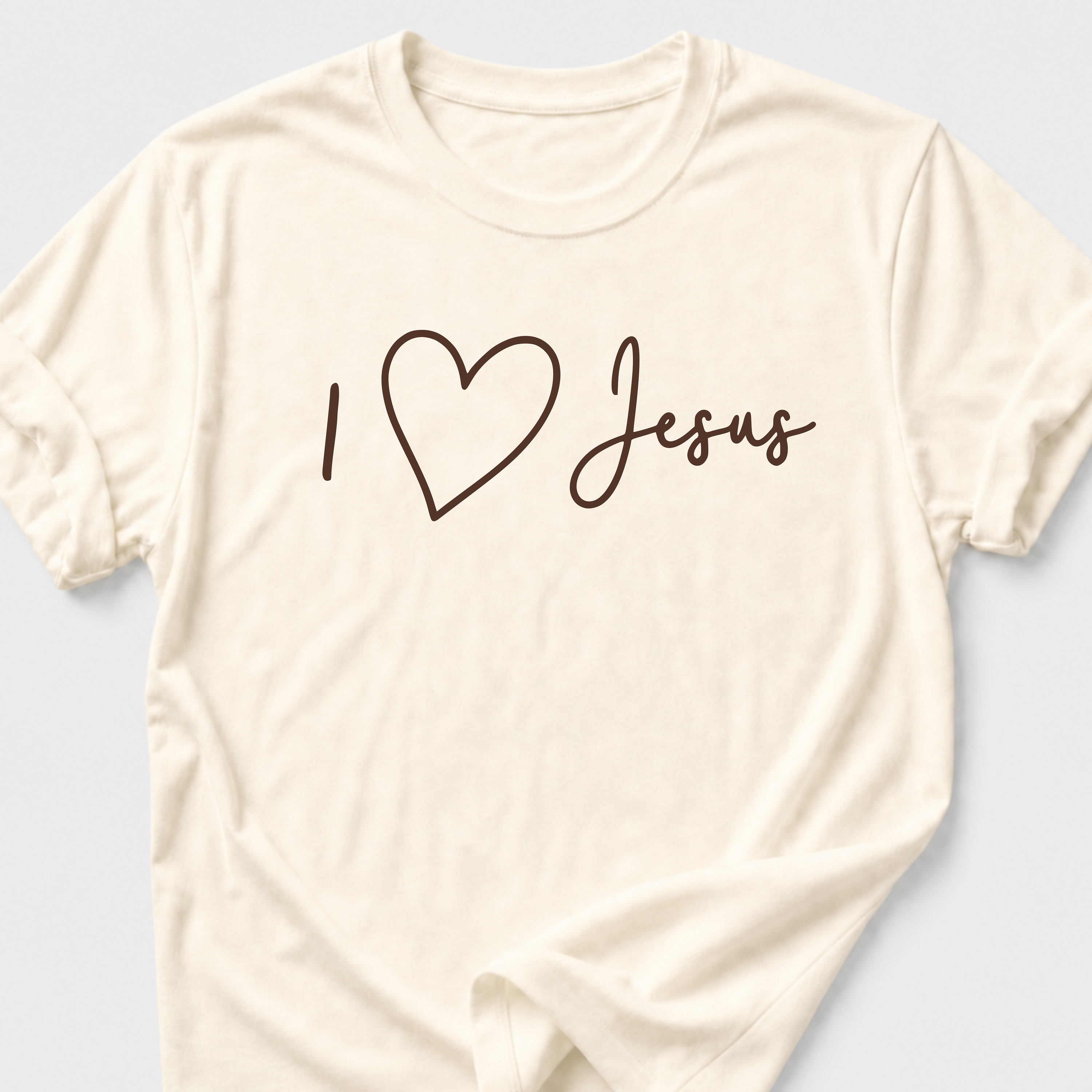 I Love Jesus • Heart T-Shirt